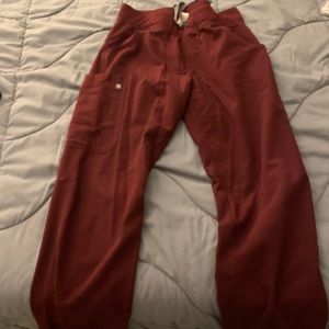FIGS BURGUNDY CARGO SCRUB PANTS S/T